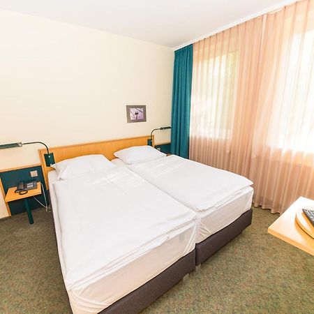 Akzent Parkhotel Trebbin מראה חיצוני תמונה