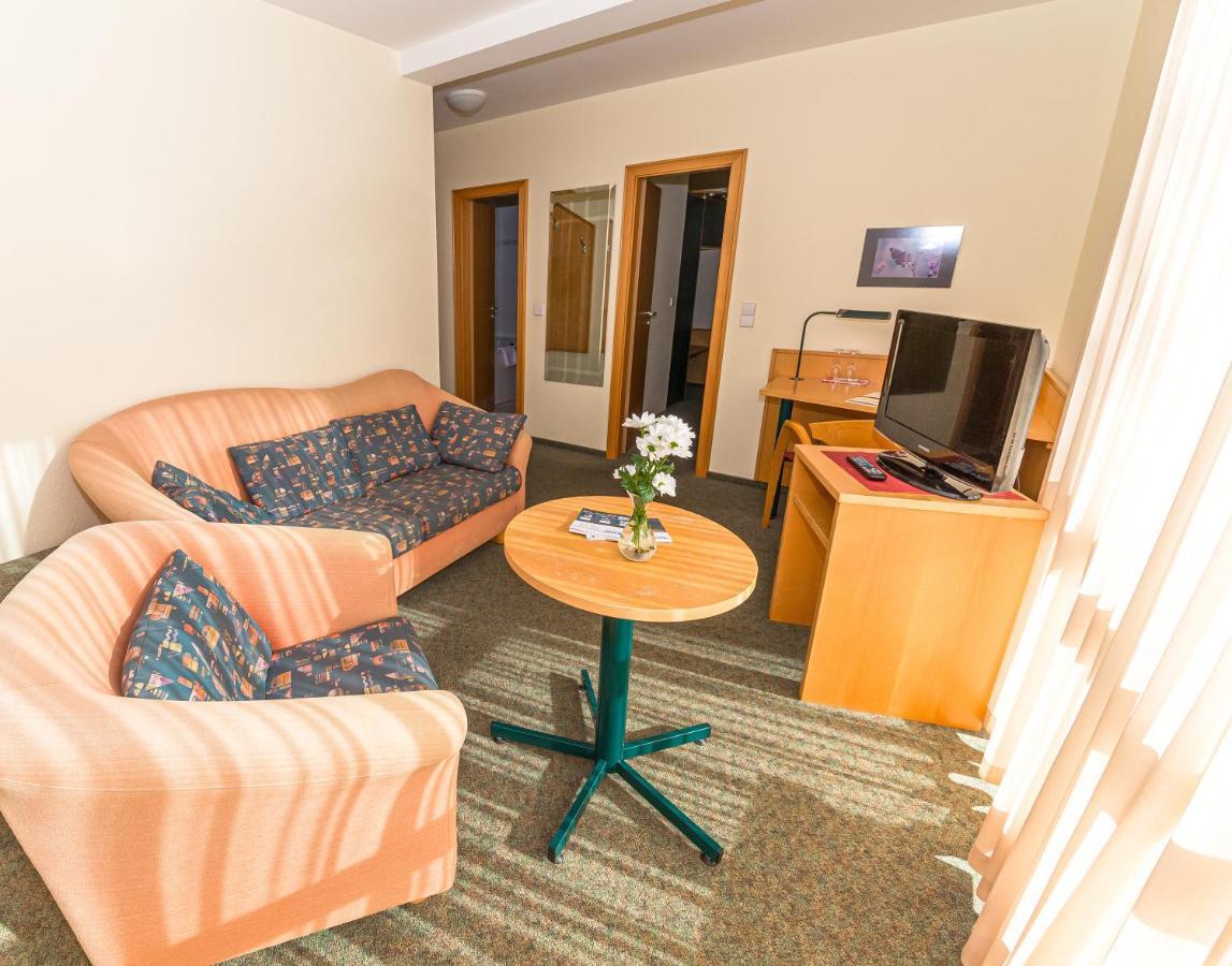 Akzent Parkhotel Trebbin מראה חיצוני תמונה