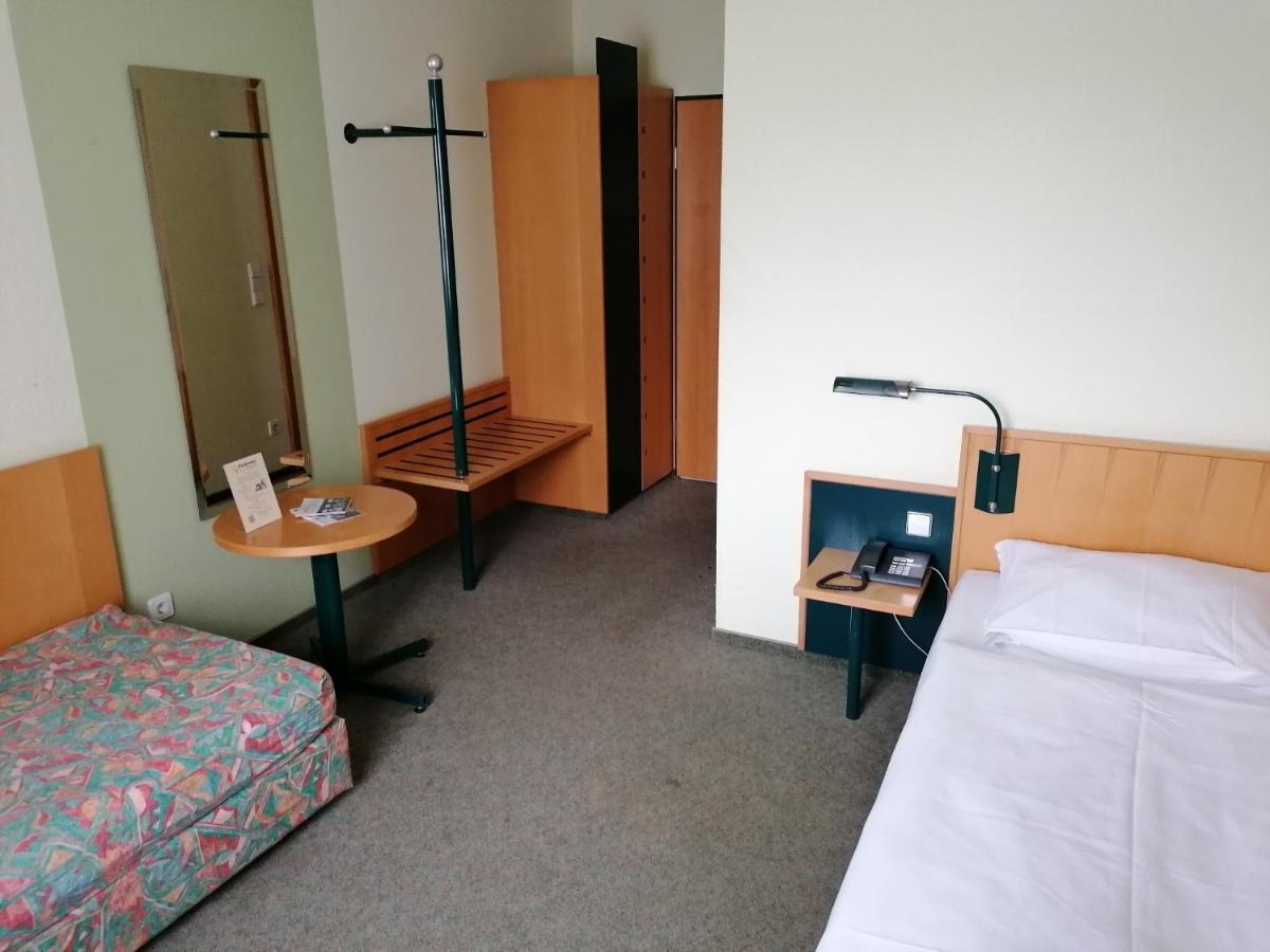 Akzent Parkhotel Trebbin מראה חיצוני תמונה